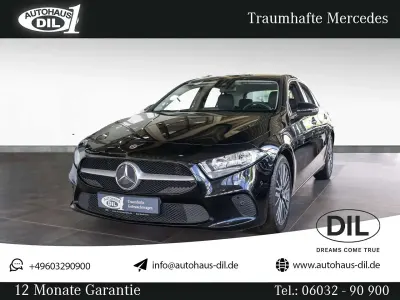 Gebraucht Mercedes A200 150 PS (110 kW) 2022 Schwarz Limousine