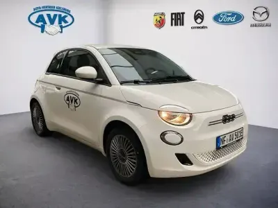 Gebraucht Fiat 500e Icon 86 kW (118 PS) 2025 Weiß Kleinwagen