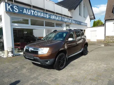 Gebraucht Dacia Duster Lauréate 105 PS (77 kW) 2010 Braun SUV