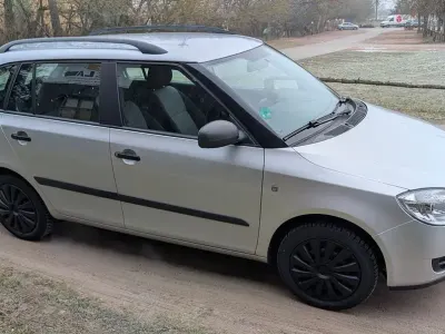 Gebraucht Skoda Fabia 69 PS (50 kW) 2008 Silber Kombi