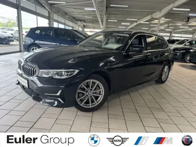 Gebraucht BMW 330 Luxury Line 258 PS (189 kW) 2022 Schwarz Kombi