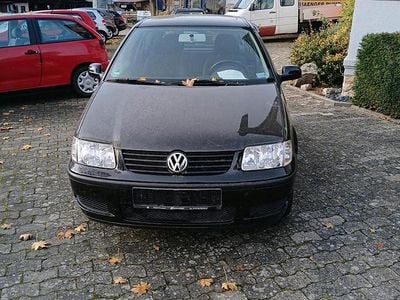 VW Polo