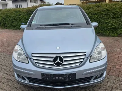 Gebraucht Mercedes B170 116 PS (85 kW) 2006 Blau Van / Kleinbus