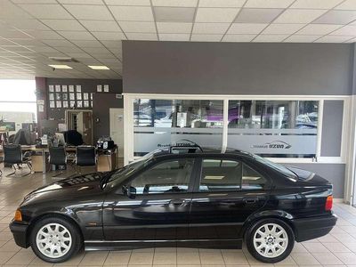 Second-hand BMW 328 193 CP (141 kW) 1996 Negru Berlinǎ