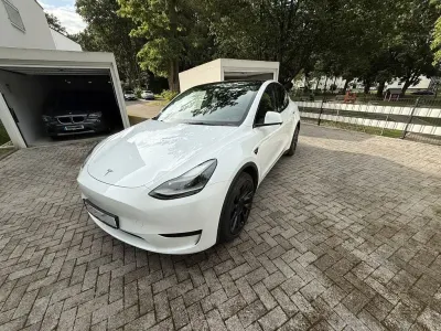 Gebraucht Tesla Model Y RWD 219 kW (299 PS) 2023 Weiß SUV