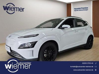 Gebraucht Hyundai Kona Select 100 kW (136 PS) 2023 Weiß SUV