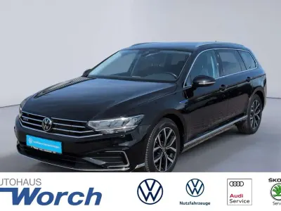 Używany VW Passat GTE 218 KM (160 kW) 2022 Czarny Kombi