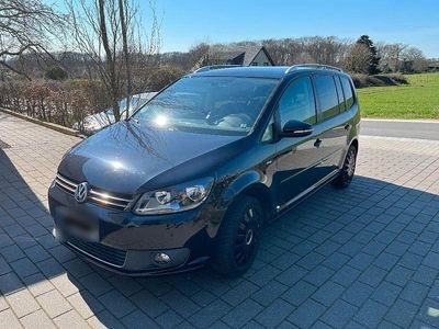 Gebraucht VW Touran Comfortline 107 PS (78 kW) 2014 Schwarz Van / Kleinbus