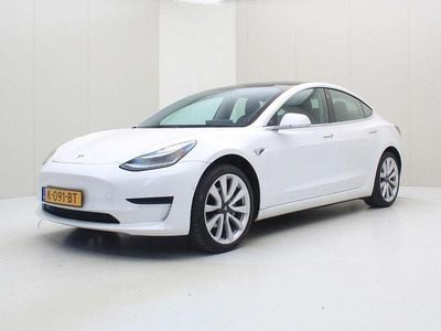 Gebraucht Tesla Model 3 Standard Range 225 kW (306 PS) 2020 Weiß Limousine