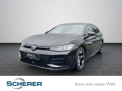Usata VW Passat R-line 150 CV (110 kW) 2025 Nero Station wagon