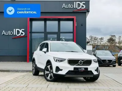 Gebraucht Volvo XC40 Core 129 PS (94 kW) 2022 Weiß SUV