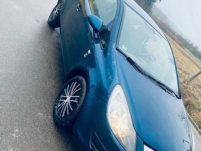 Gebraucht Opel Corsa 80 PS (58 kW) 2010 Andere farben Kleinwagen