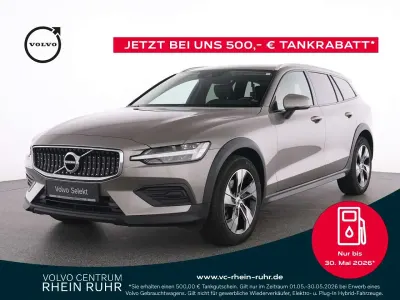 Usata Volvo V60 CC Pro 197 CV (144 kW) 2021 Grigio Station wagon