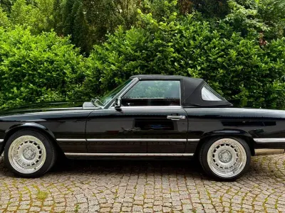 Gebraucht Mercedes 560 231 PS (169 kW) 1986 Schwarz Cabrio