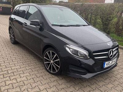 Gebraucht Mercedes B200 Urban 136 PS (100 kW) 2014 Schwarz Van / Kleinbus