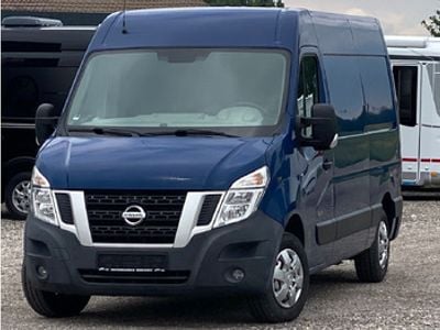 Nissan NV400