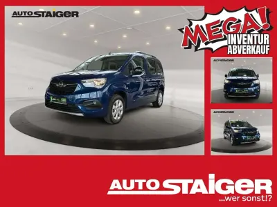 Gebraucht Opel Combo Life Ultimate 131 PS (96 kW) 2023 Ozean blau Van / Kleinbus