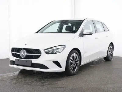 Gebraucht Mercedes B180 Progressive 136 PS (100 kW) 2025 Unilack polarweiß Van / Kleinbus