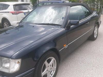 Mercedes E220