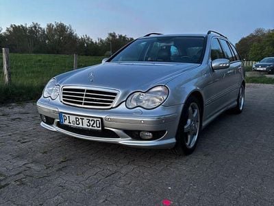 Usado Mercedes C32 AMG AMG 354 HP (260 kW) 2002 Prateado Sedan