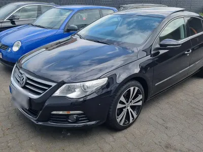 Gebraucht VW Passat 140 PS (102 kW) 2011 Schwarz Limousine