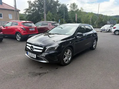 Gebraucht Mercedes GLA220 177 PS (130 kW) 2016 Schwarz SUV
