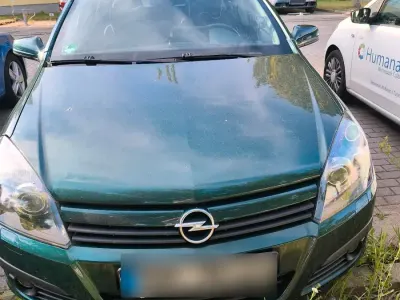 Gebraucht Opel Astra 105 PS (77 kW) 2004 Grün Kleinwagen