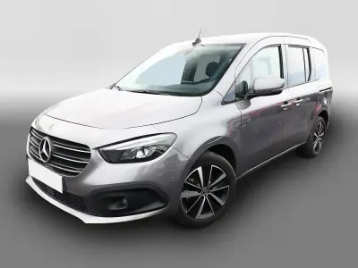 Usata Mercedes T180 Progressive 131 CV (96 kW) 2023 Grigio Monovolume