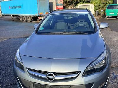 Gebraucht Opel Astra Energy 110 PS (80 kW) 2014 Grau Kombi