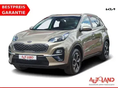 Gebraucht Kia Sportage DREAM-TEAM Edition 132 PS (97 kW) 2020 Canyonsilber met SUV