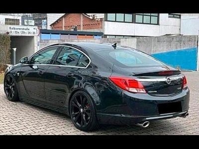 Schwarz Gebraucht 2010 Opel Insignia Limousine | 6.899 € (Teuer)