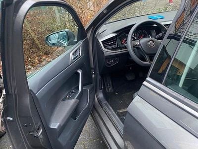 Gebraucht VW Polo Beats 95 PS (69 kW) 2018 Grau Kleinwagen