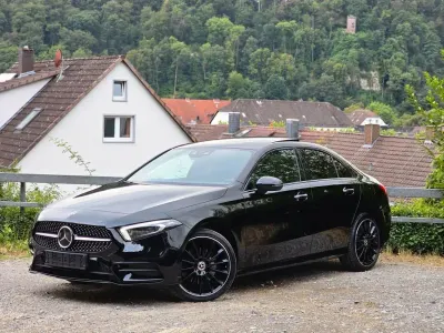 Gebraucht Mercedes A250 AMG 218 PS (160 kW) 2022 Schwarz Limousine