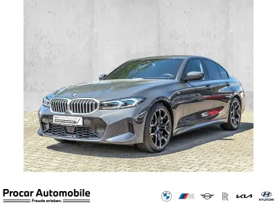 Gebraucht BMW 330 M Sport 258 PS (189 kW) 2025 Dravitgrau metallic Limousine