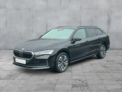 Gebraucht Skoda Superb Selection 150 PS (110 kW) 2025 Onyxschwarz metallic Kombi