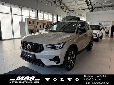 Neu Volvo XC40 Plus 163 PS (119 kW) 2026 Sand dune / metallic SUV