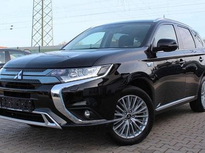 Gebraucht Mitsubishi Outlander P-HEV 224 PS (164 kW) 2020 Schwarz SUV