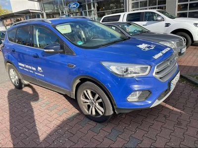 Begagnad Ford Kuga 150 HK (110 kW) 2017 Blå SUV