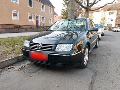 Gebraucht VW Bora 105 PS (77 kW) 2003 Schwarz Kleinwagen