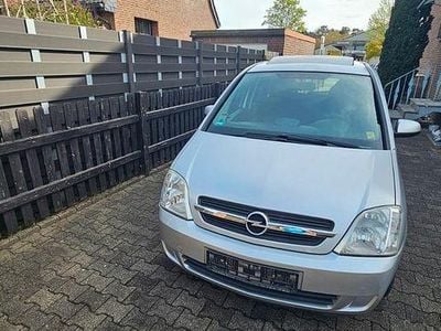 Second-hand Opel Meriva 87 CP (63 kW) 2003 Argintiu Monovolum