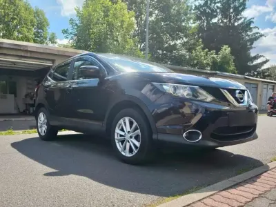 Gebraucht Nissan Qashqai 116 PS (85 kW) 2017 Violet SUV