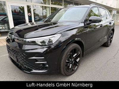 Usata VW Tiguan R-line 150 CV (110 kW) 2024 Nero SUV