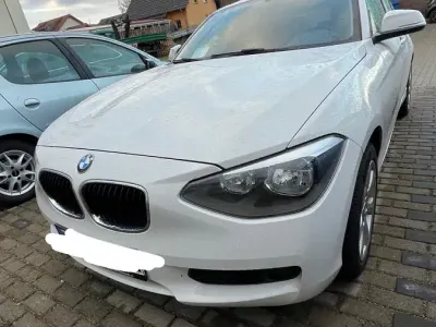 Gebraucht BMW 116 122 PS (89 kW) 2014 Weiß Kleinwagen