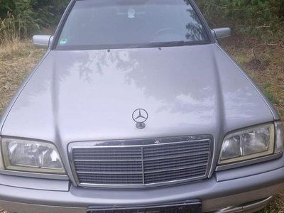 Gebraucht Mercedes 240 170 PS (125 kW) 1999 Grau Kombi