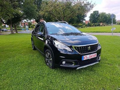 Schwarz Gebraucht 2019 Peugeot 2008 Allure SUV | 10.899 € (Superpreis)