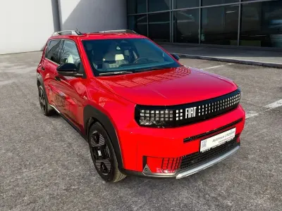 Usata Fiat Grande Panda La Prima 113 CV (83 kW) 2025 Rosso Utilitaria
