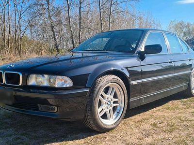 Gebraucht BMW 735 Shadowline 235 PS (172 kW) 1998 Schwarz Limousine
