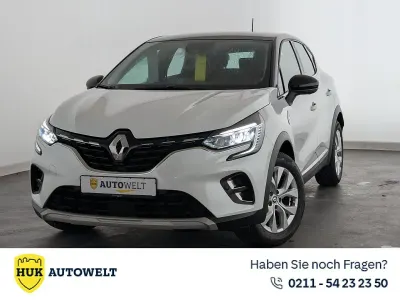 Używany Renault Captur Intens 91 KM (66 kW) 2022 Biały SUV
