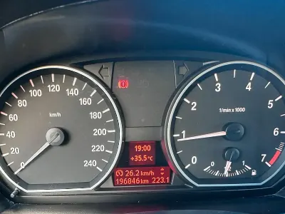 Gebraucht BMW 116 122 PS (89 kW) 2010 Grau Kleinwagen