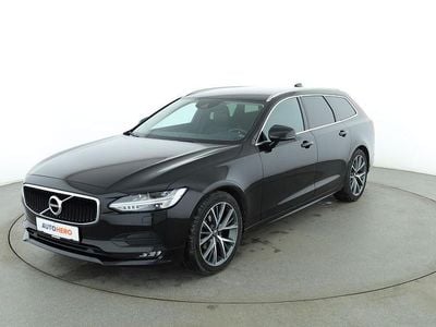 Używany Volvo V90 Momentum 190 KM (139 kW) 2019 Czarny Kombi
